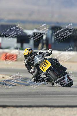 media/Sep-20-2025-Race Pace (Sat) [[d4e1b33f4d]]/Verified/Turn 2 (920am)/